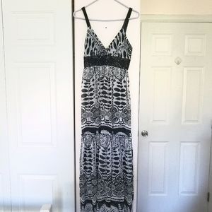 Alyn Paige New York Maxi Dress